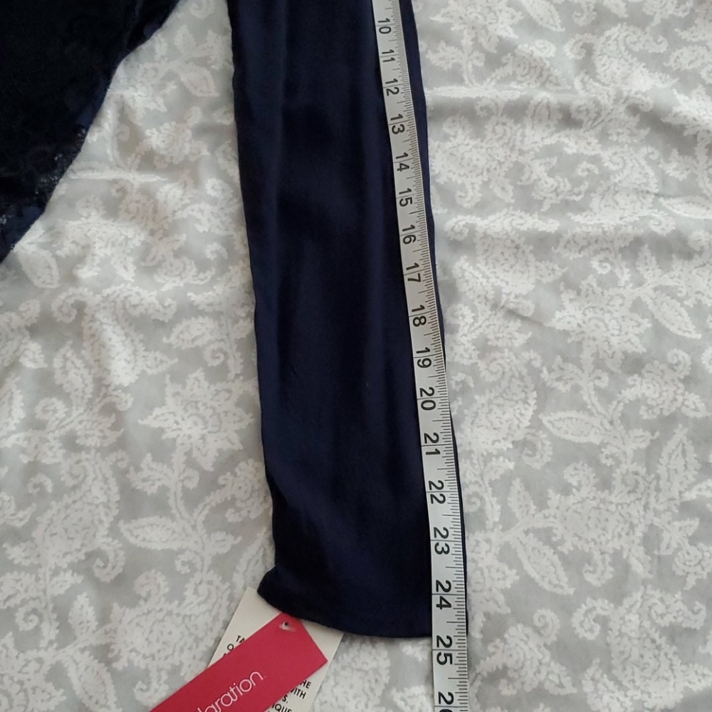Dress - Picture 8 of 10